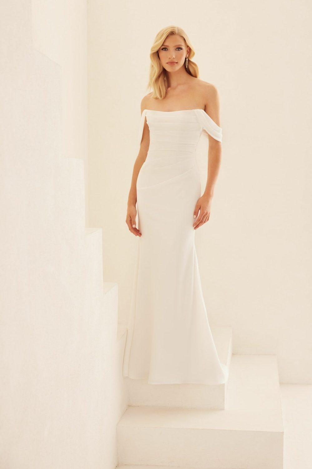Unforgettable: Timeless Wedding Dresses For Classic Brides