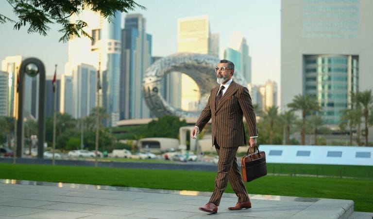 Matching Your Shoes and Accessories to a Statement Suit